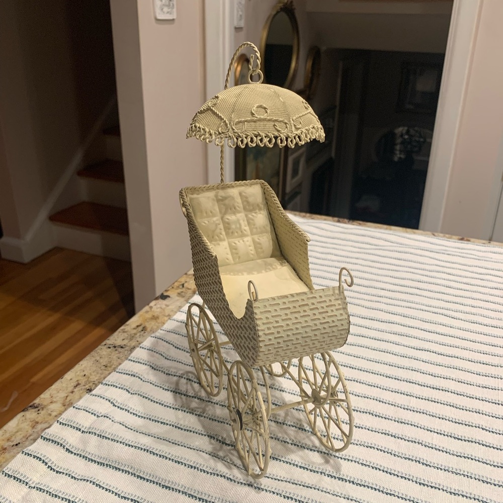 Vintage Metal Mini Doll Carriage